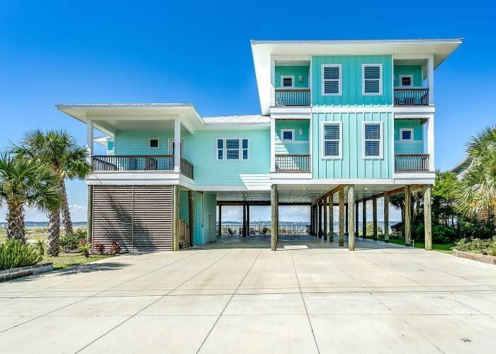 Plan a PetFriendly Escape to Pensacola Beach, FL Premier Island