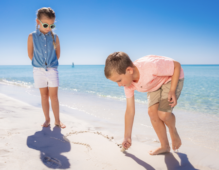 Buy 5 nights, Get 2 nights FREE Brother and sister on the Beach